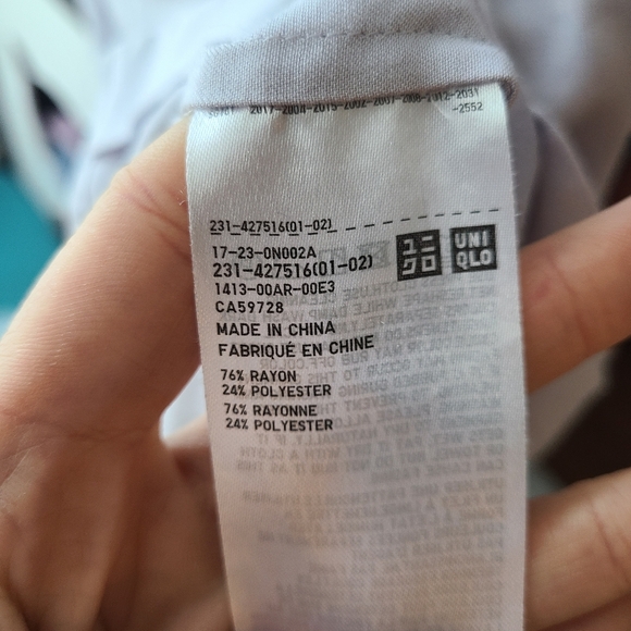 Uniqlo lilac buttondown blouse - Picture 3 of 6